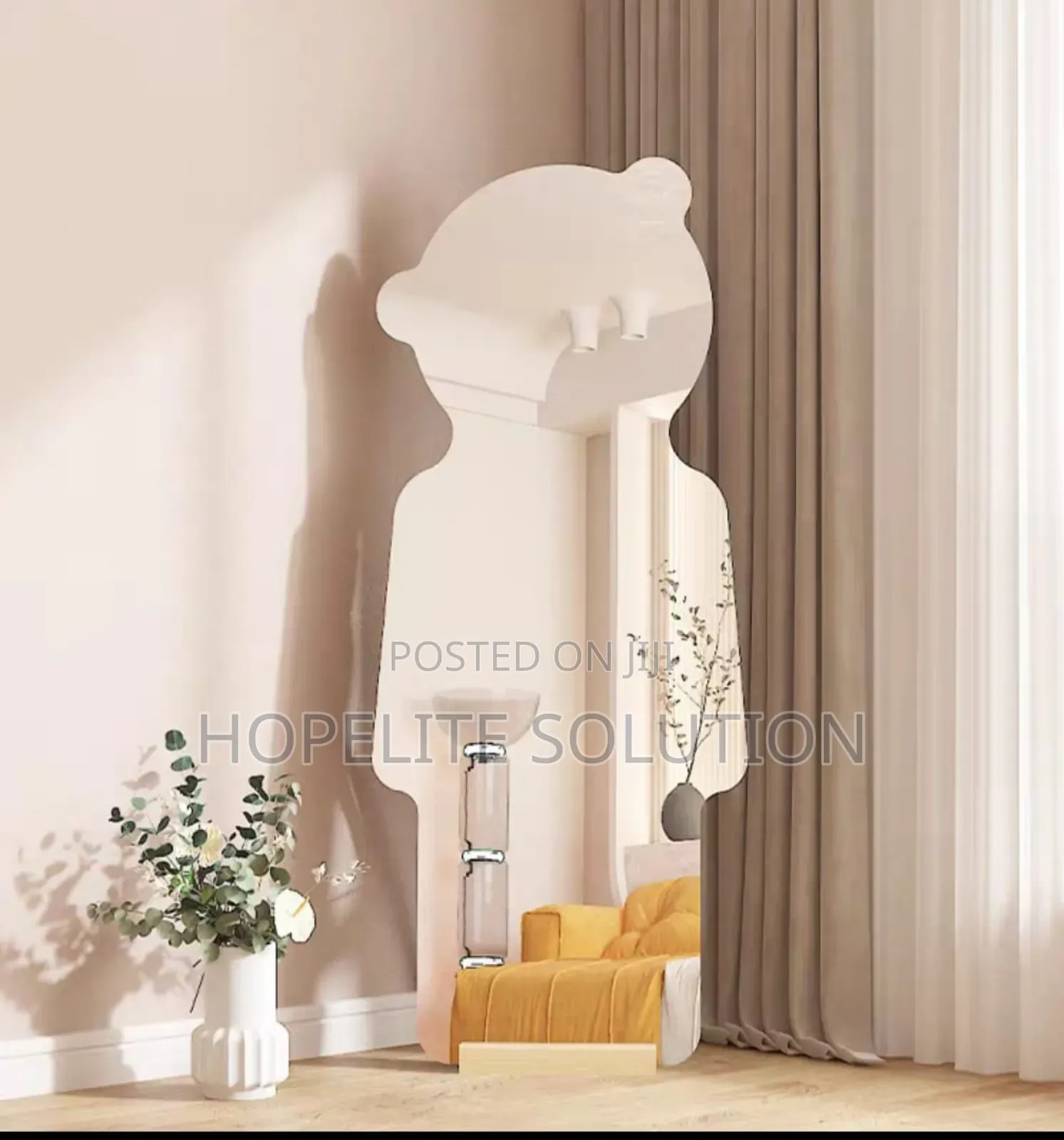 Dolly Shaped Acrylic Mirror