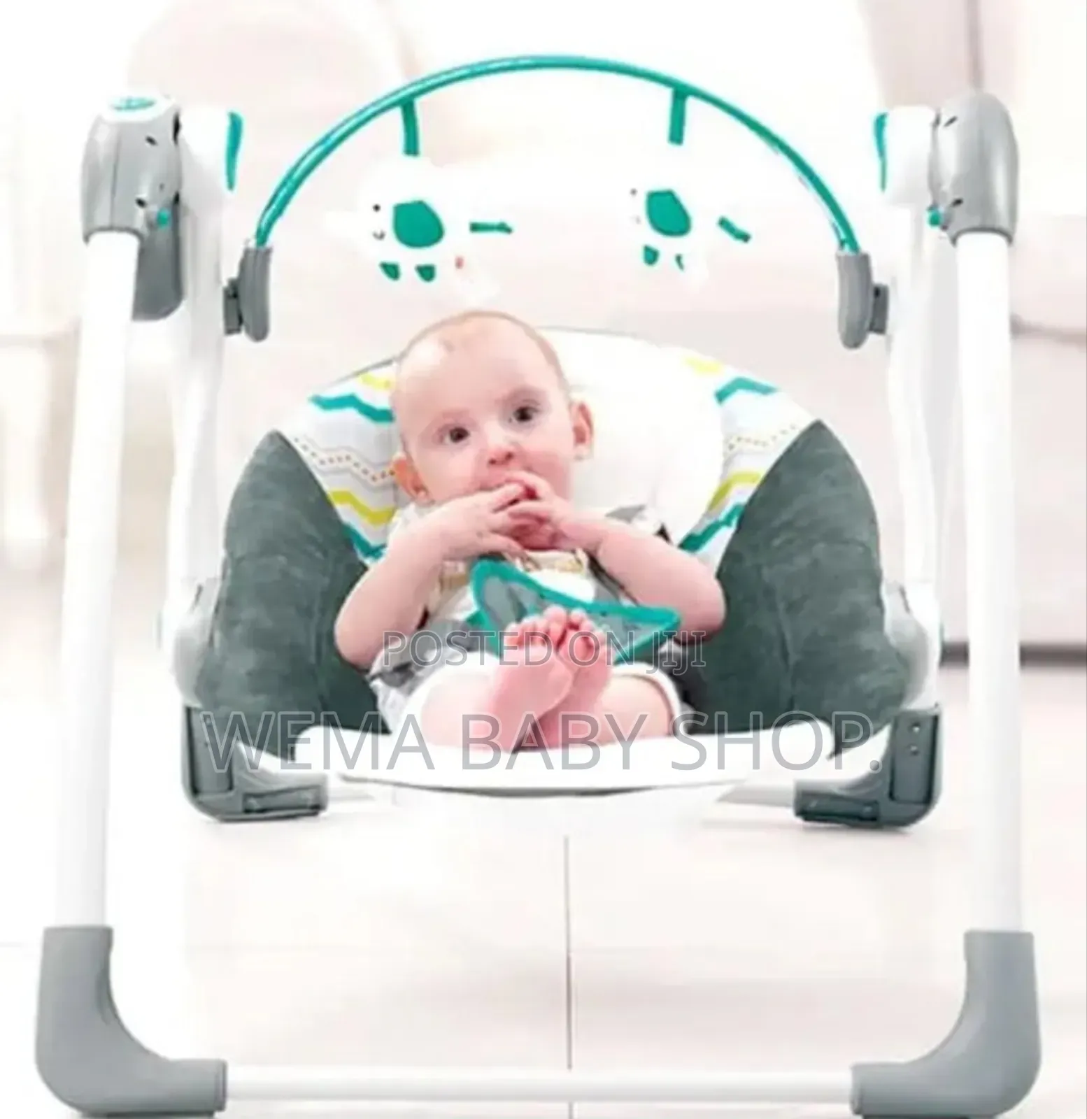 Mastela Deluxe Portable Swing (Electric Battery)