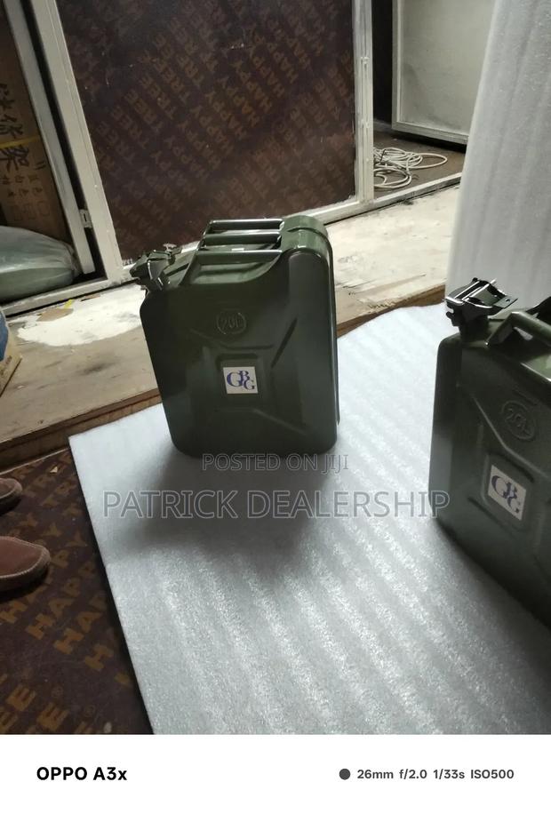 Ragged Ridge Green Jerry Can Saw