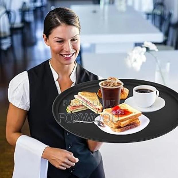 *_Antslip Tray Round_ 3pcs - main view