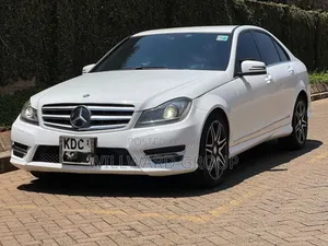 Mercedes-Benz C200 2013 White