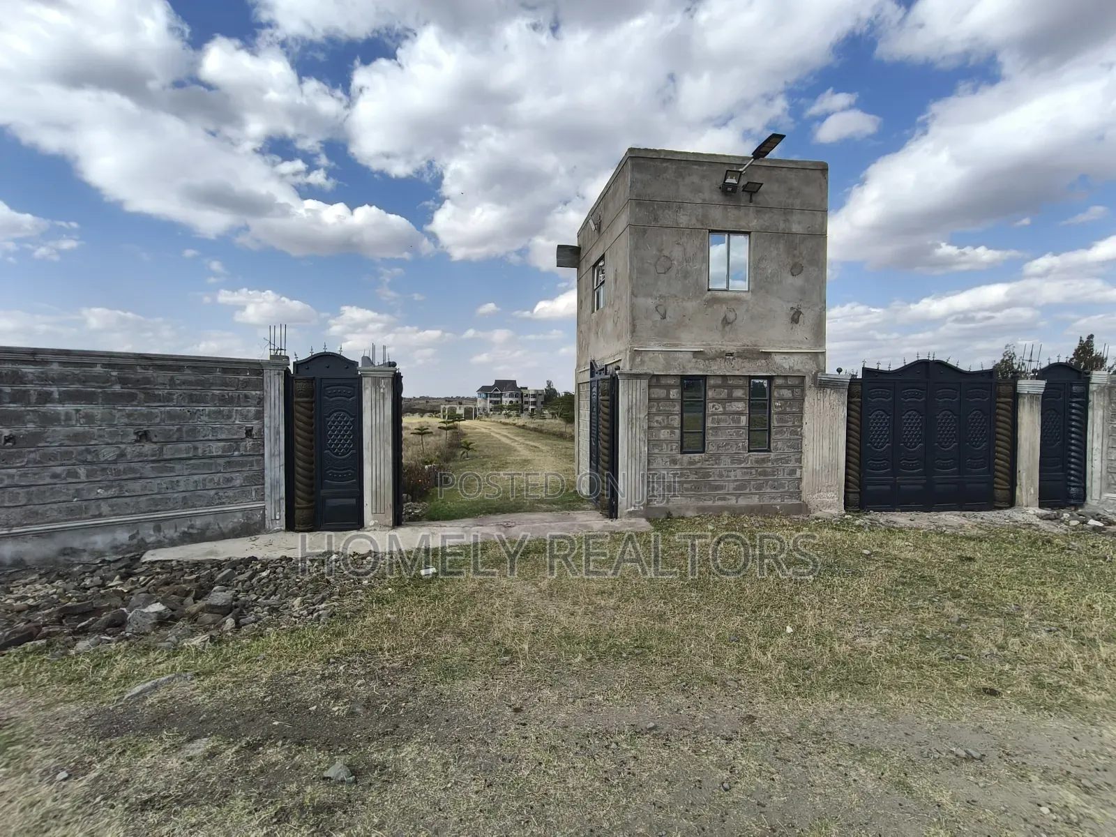 9bdrm Mansion in Birika, Kiserian for sale