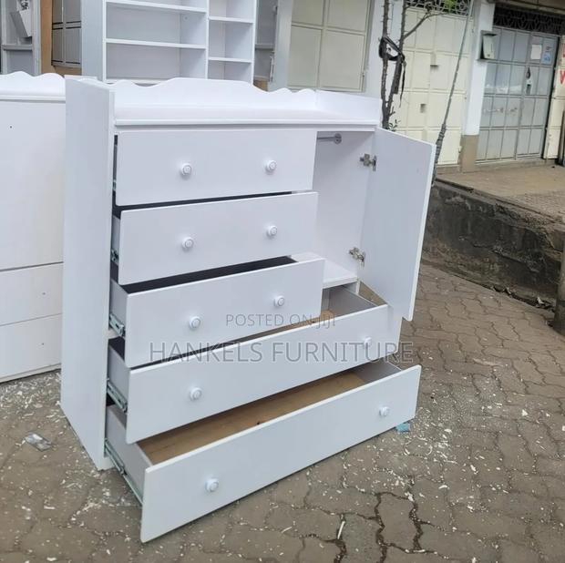 Wordrobe Chester Drawer