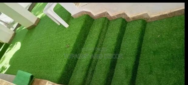 25mm Staircase Artificial Grass Carpet Lush and Fresh Look