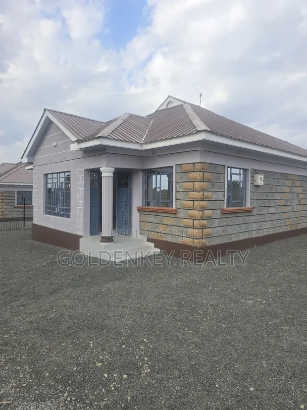 3bdrm Bungalow in Kitengela for sale