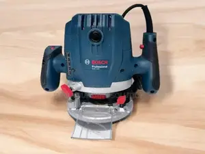 Bosch Gof 130 Professional Plunge Router – High Precision Woodworking