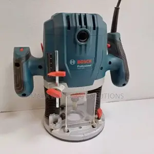 Bosch Gof 130 Professional Plunge Router – High Precision Woodworking