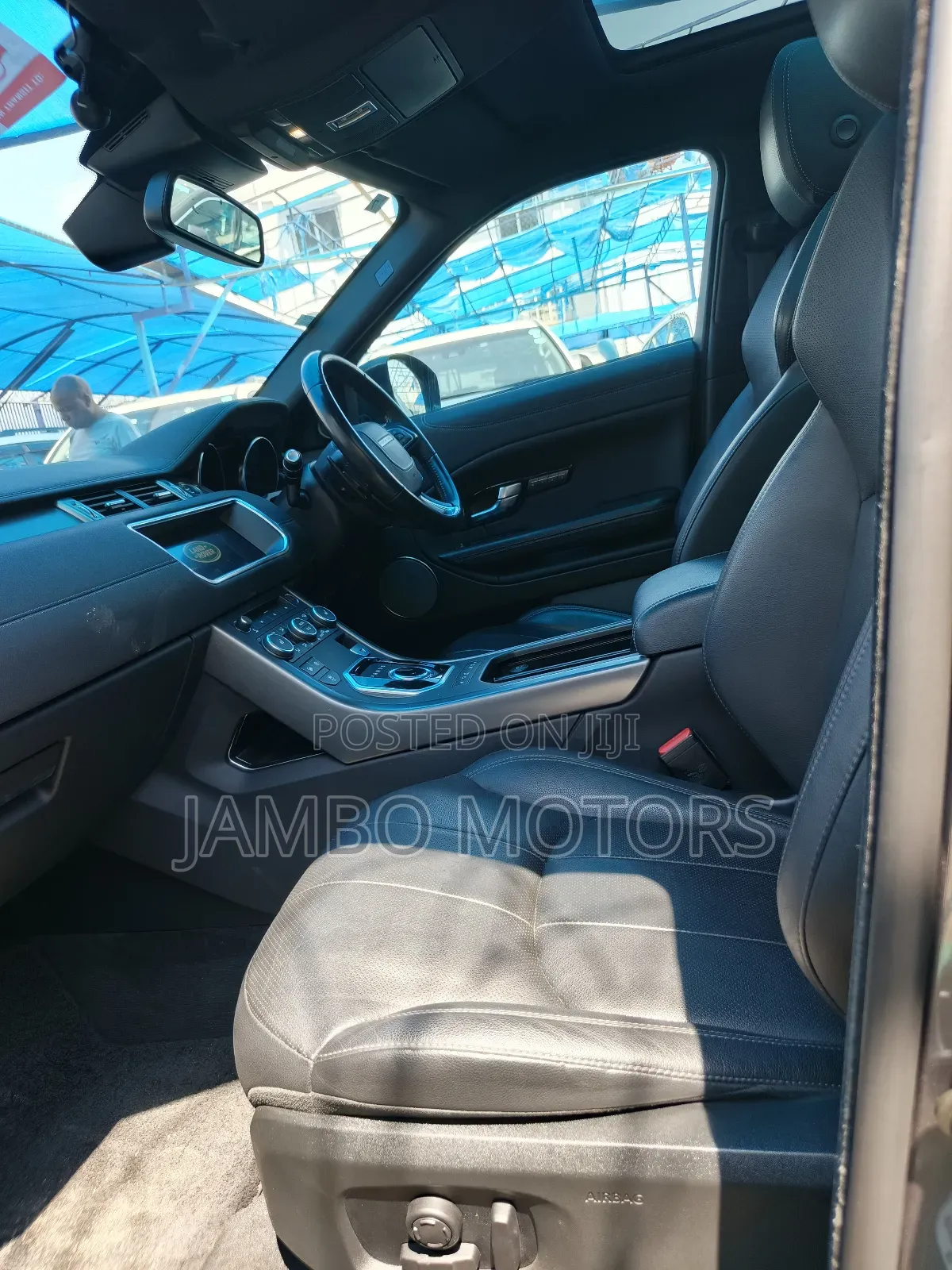 Land Rover Range Rover Evoque HSE Dynamic 4x4 5-Door 2019 Matt Black