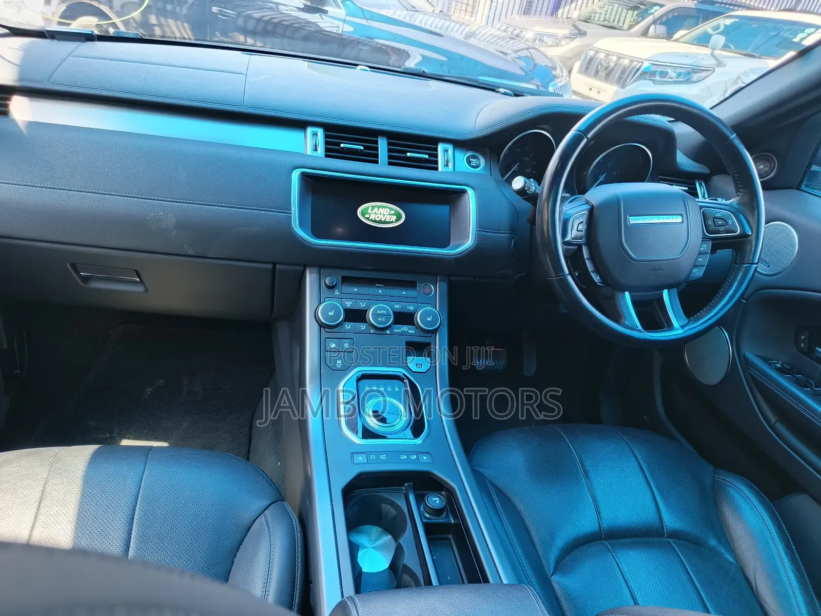 Land Rover Range Rover Evoque HSE Dynamic 4x4 5-Door 2019 Matt Black