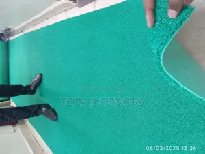 Non-Slip Green PVC Antislip Rubber Coil Mat for Traction