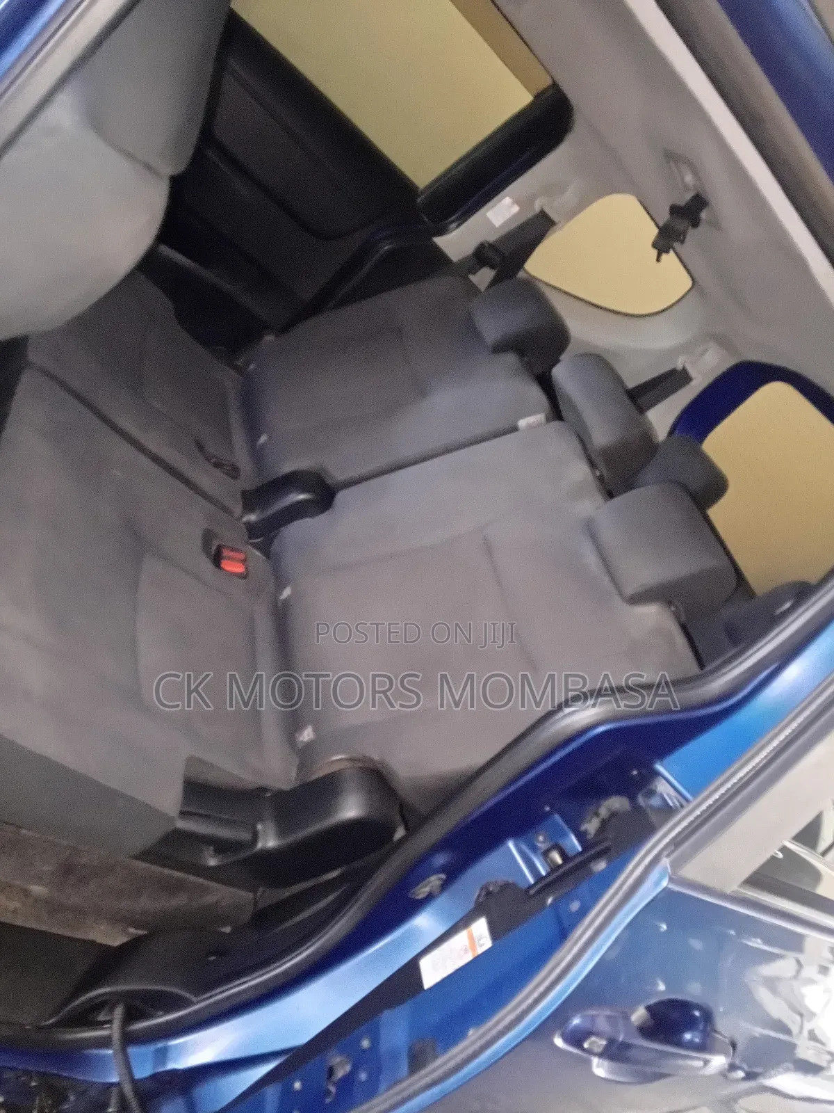 Toyota Sienta 2016 Blue