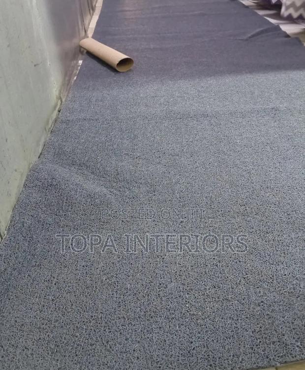 Grey PVC Antislip Rubber Coil Mats for Indoor and Outdoor Use