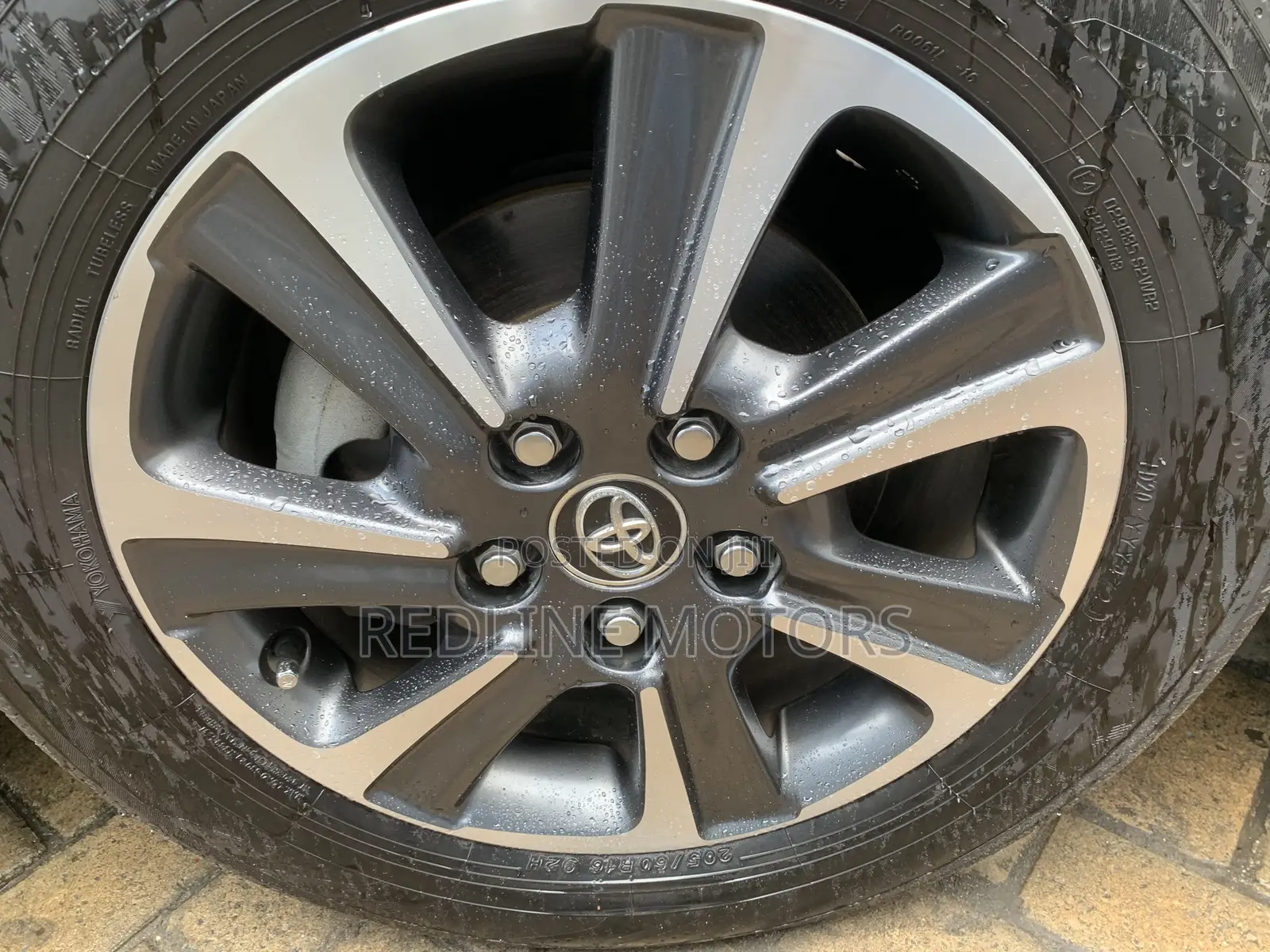 Toyota Noah 2.0 AWD (7 Seater) 2018 Black