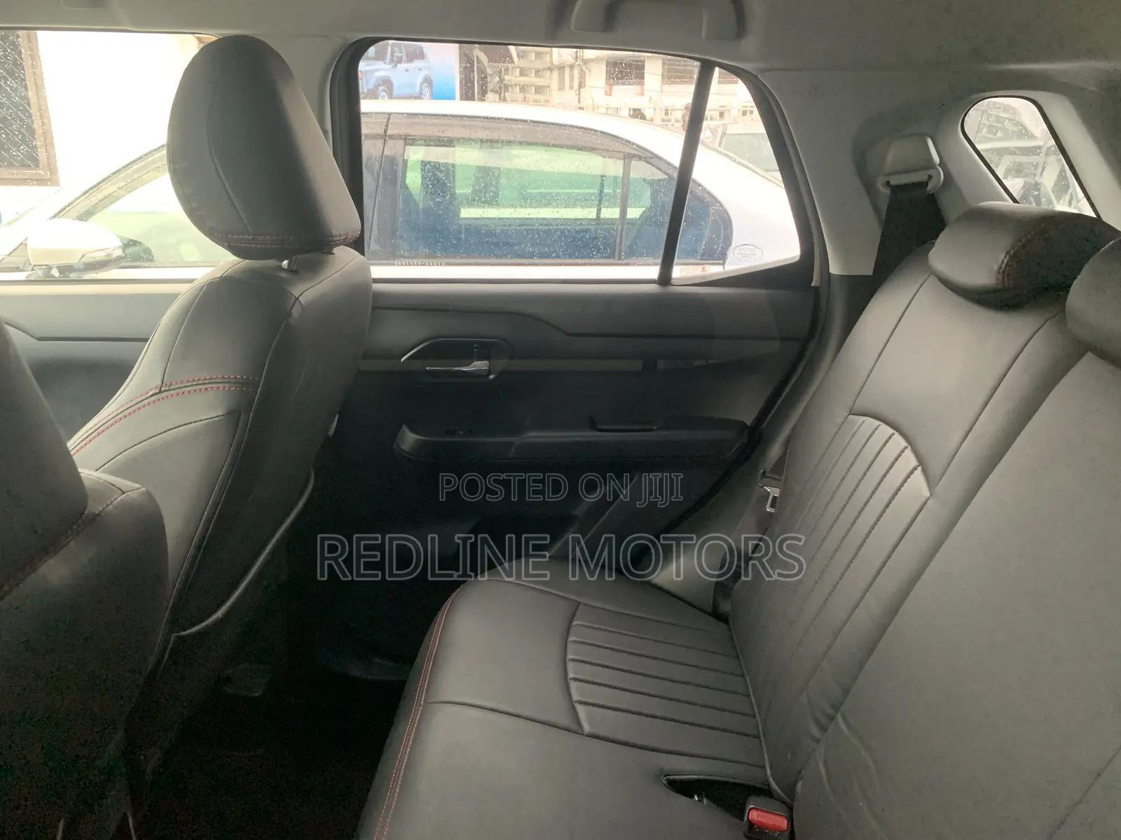 Toyota Raize 1.0 AWD 2019 Beige