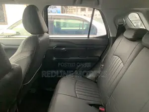 Toyota Raize 1.0 AWD 2019 Beige