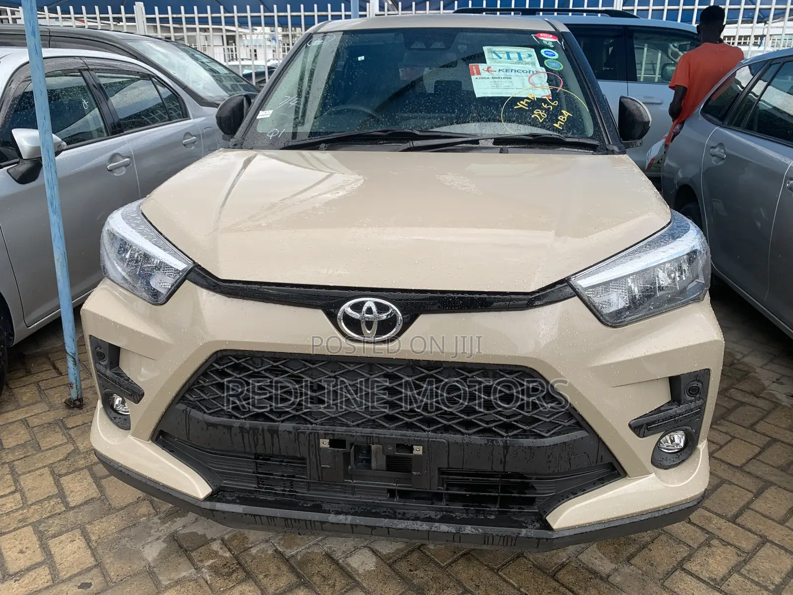 Toyota Raize 1.0 AWD 2019 Beige