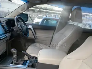 Toyota Land Cruiser Prado 2.8 2018 White
