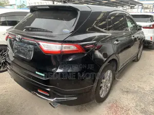Toyota Harrier 2.0 2018 Black