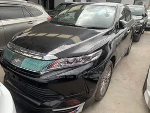 Toyota Harrier 2.0 2018 Black