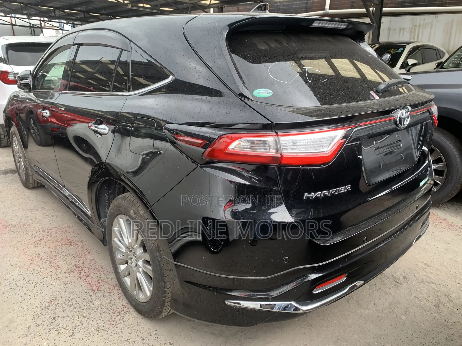 Toyota Harrier 2.0 2018 Black