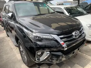 Toyota Fortuner 2.8 D RWD 2018 Black