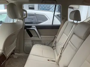 Toyota Land Cruiser Prado 2.8 2023 Ivory
