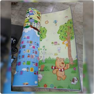 Double Sided Baby Crawling Mat 1.9ft by 2ft - thumbnail 2
