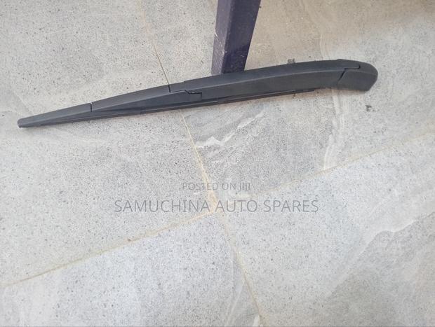 Rear Wiper (Straight)Toyota Vanguard Rav4