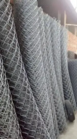 Chain Link Wire – Intertwined Wire Structure That Offers Flexible