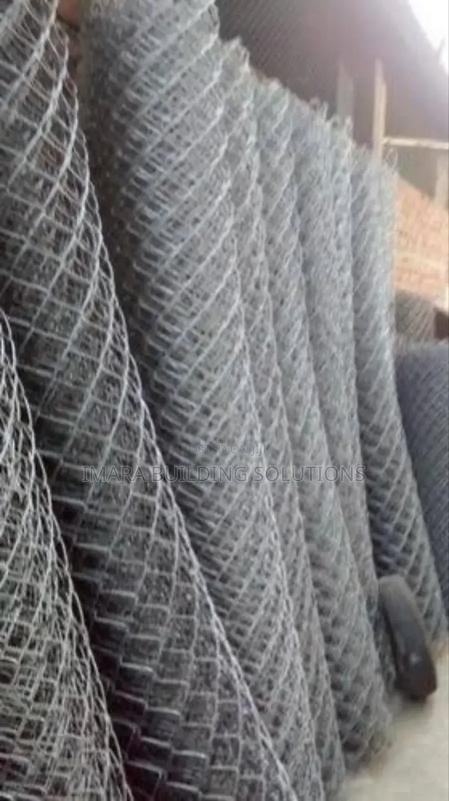 Chain Link Wire – Intertwined Wire Structure That Offers Flexible