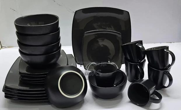 24pcs Black Square Dinnerset Available