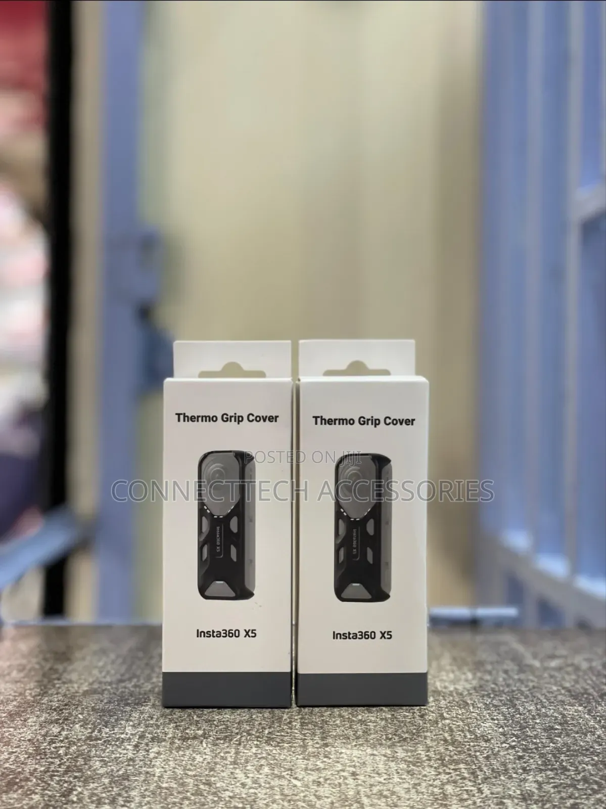 Insta360 X5 Thermo Grip Cover.