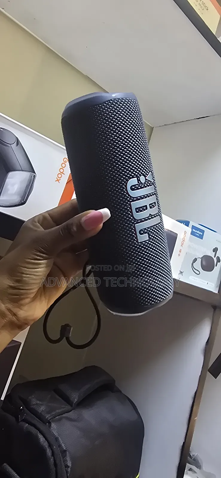 Used JBL Flip 6 Speaker
