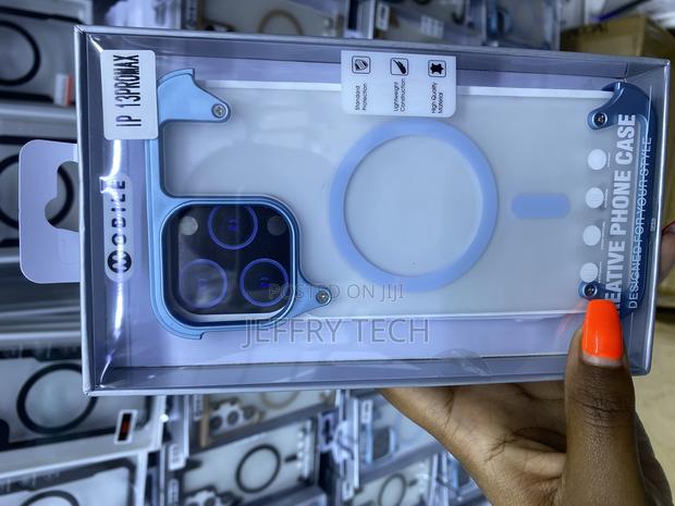 Wsdter iPhone 13 Pro Frameless Sleek Invisibl;E Magsafe Case - main view