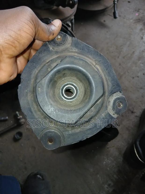 Shock Mountings Nissan Serena/Lafesta/Xtrail
