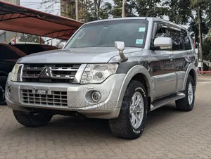 Mitsubishi Pajero V80 3.2 DI-D 2014 Silver