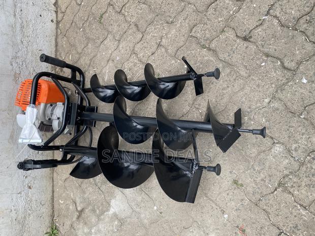 Earth Auger Machine - main view