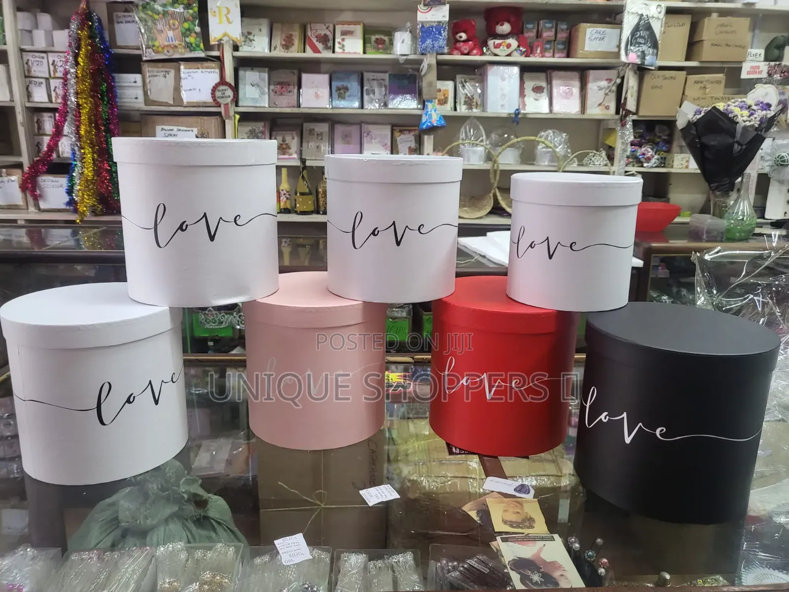 Written Love Design Gift Box