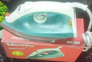 Ramtons Rm/306 – 150ml Steam Iron – White Green - thumbnail 2