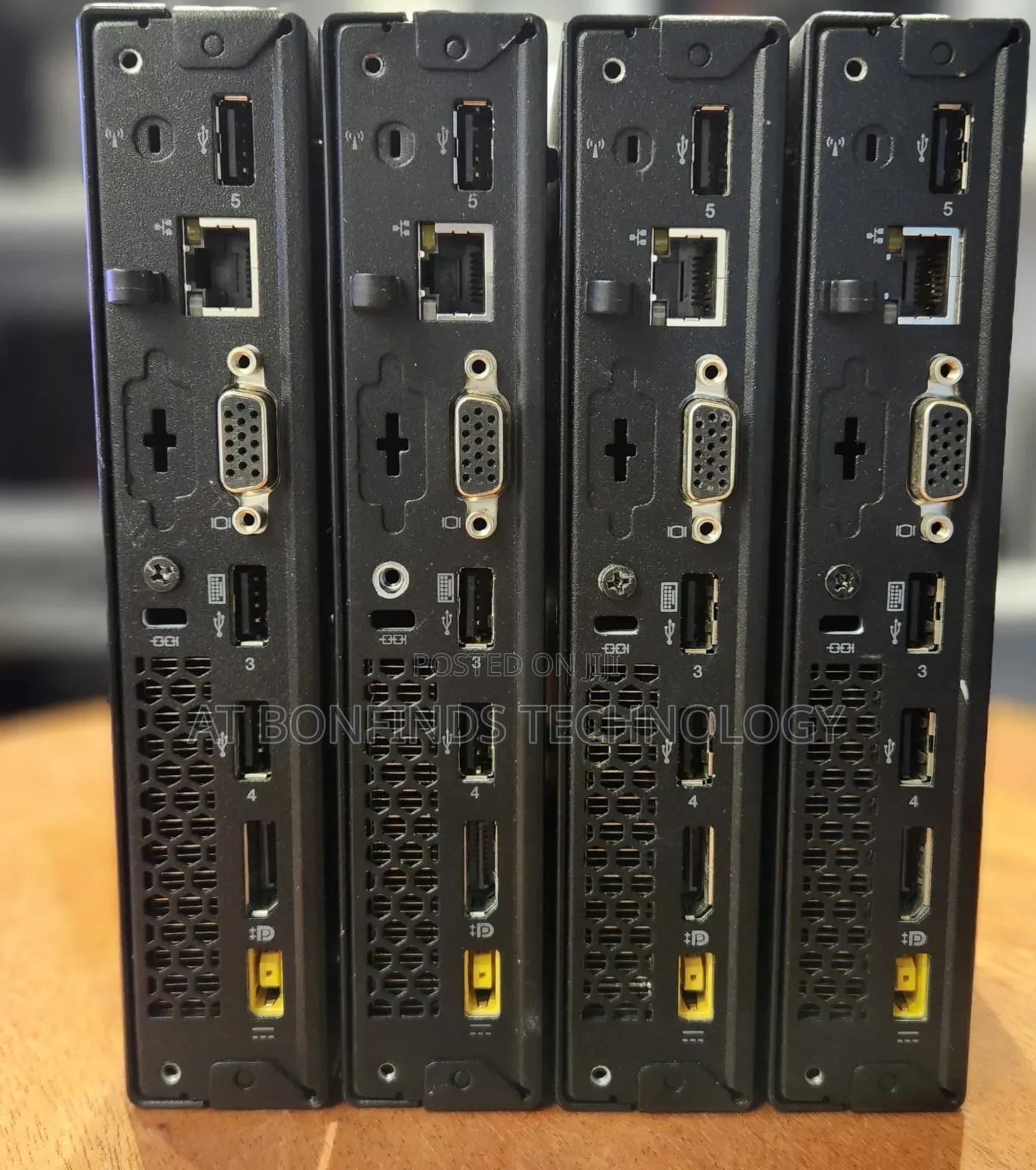 Desktop Computer Lenovo ThinkCentre M700 8GB Intel Core i3 SSD 256GB