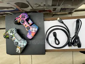 Ps4 Slim 1tb , 18 Games, (2 Pads New)