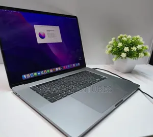 Laptop Apple MacBook Pro 2019 16GB Intel Core i9 SSD 1T