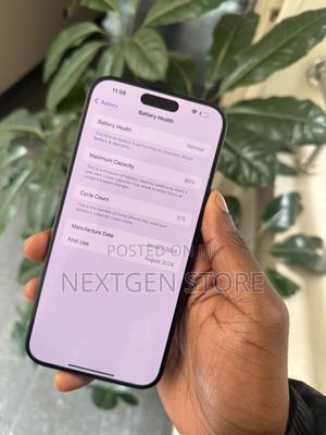 Apple iPhone 15 Pro Max 256 GB Black - thumbnail 2