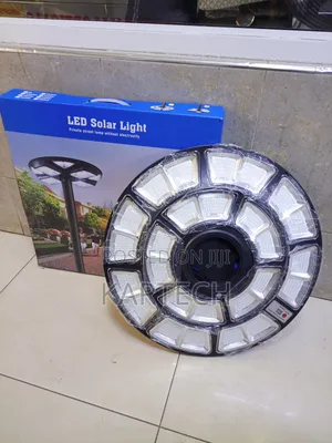 All-in-One Led Solar Street Light With Pole Mount