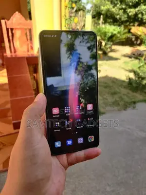 Tecno Camon 18 Premier 256 GB Silver