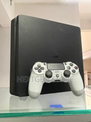 Ps4 Slim 500gb With 1 Gaming Controller - main view