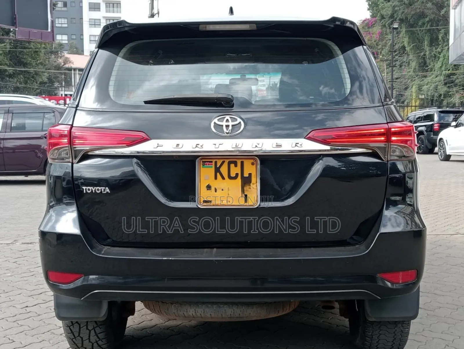 Toyota Fortuner 2017 Black