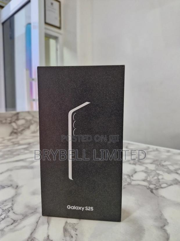 New Samsung Galaxy S25 256 GB Blue - thumbnail 5