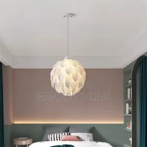 White Petals Pendant Light
