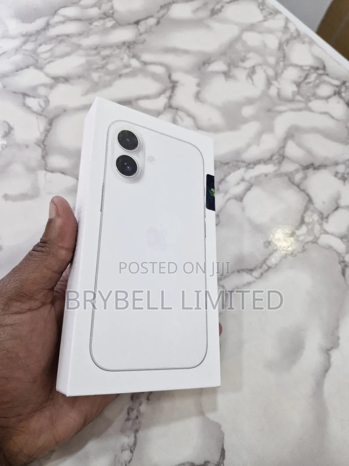 New Apple iPhone 16 128 GB White